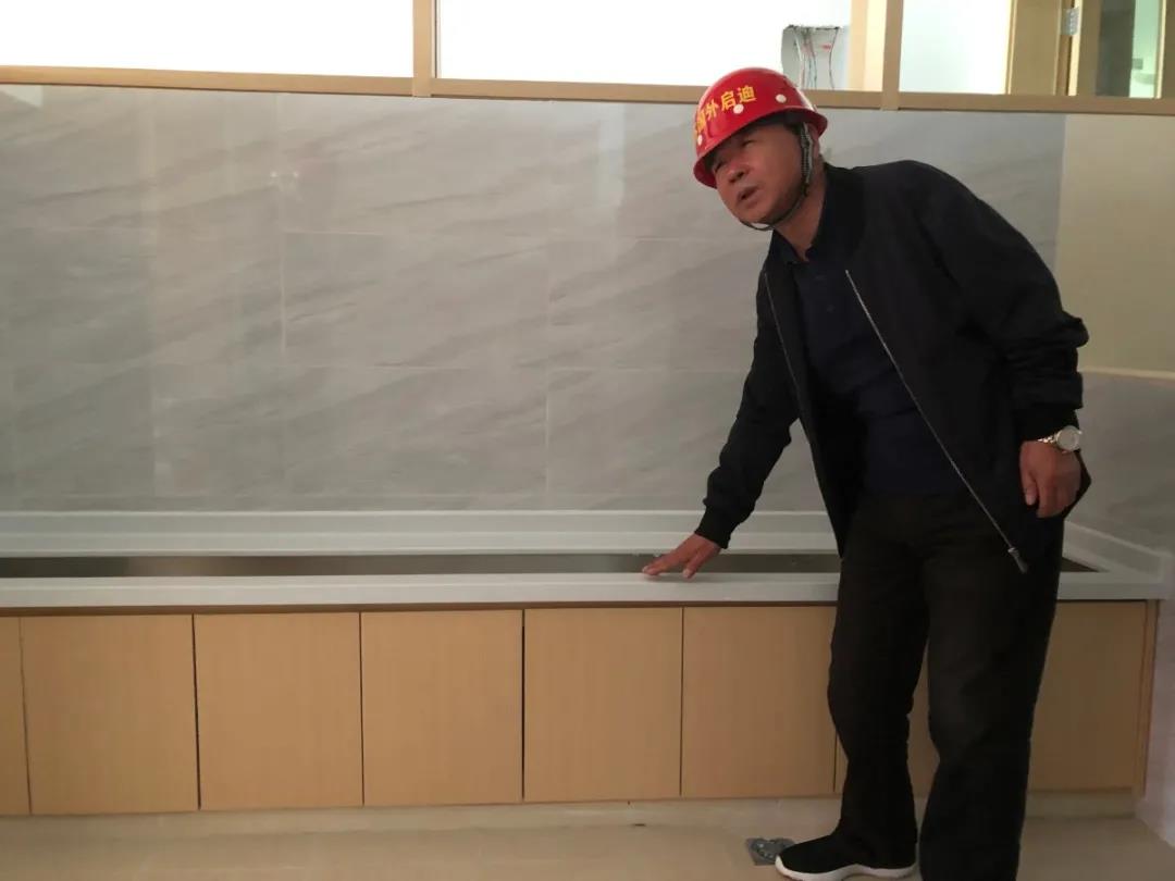 洗手池根據(jù)小朋友身高定制.jpg 圖片